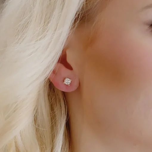 14 Karat Hvidguld Øreringe fra Henrik Ørsnes Design med Diamanter 1,40 Carat TW/SI